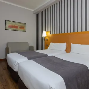  Hotel Lyon Spain